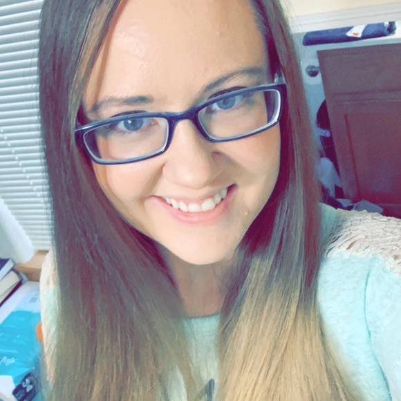 Meet your Posher, Rachael - Picture 1 of 1